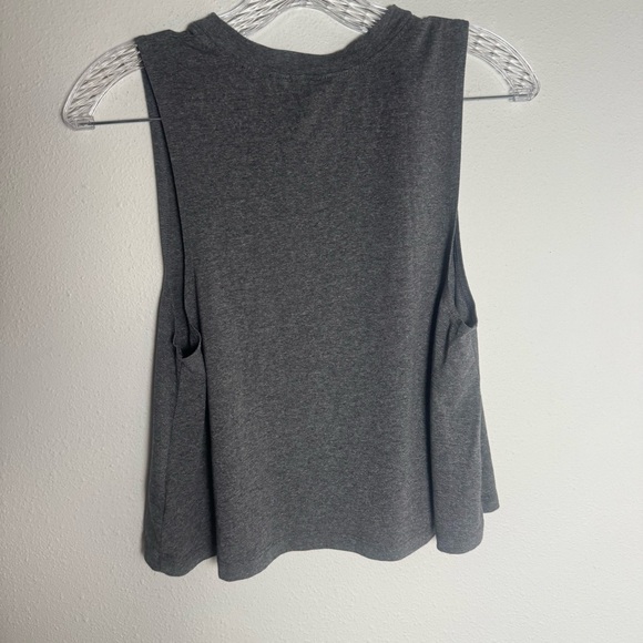 Carbon38 Charcoal Muscle Tee crop Tank‎ - Picture 3 of 6